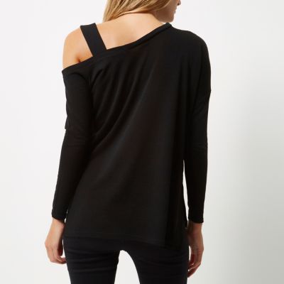 Black knitted asymmetric one shoulder top